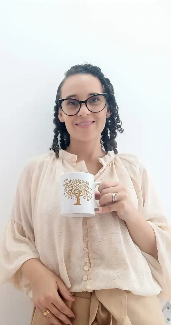 Ellen Guimarães — Psicóloga Infantil no Tatuapé